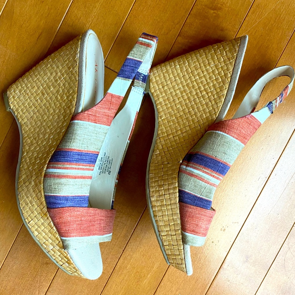 Anne Klein Platform Sandals Size 8.